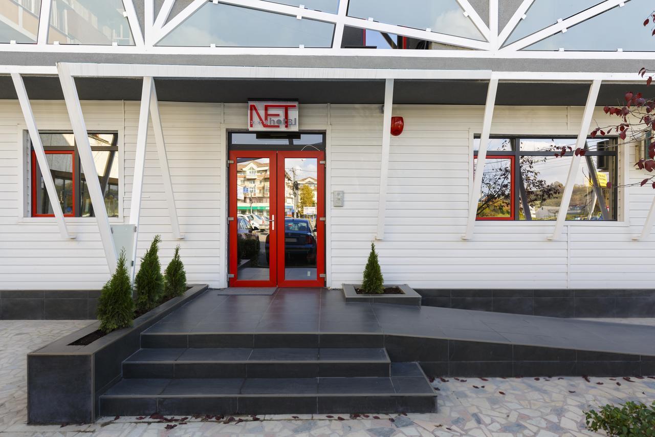 Net Hotel Piteşti Extérieur photo
