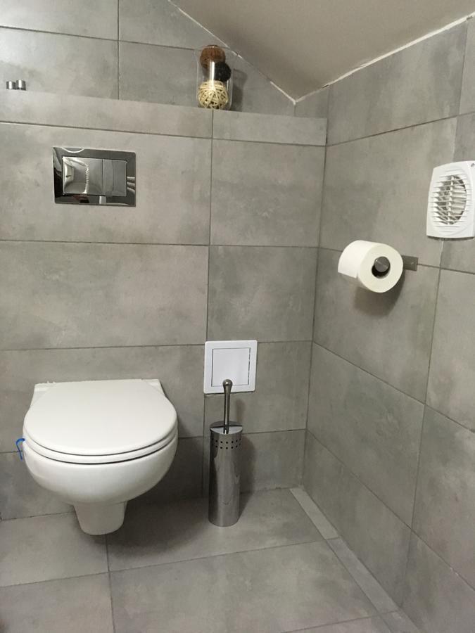Net Hotel Piteşti Extérieur photo